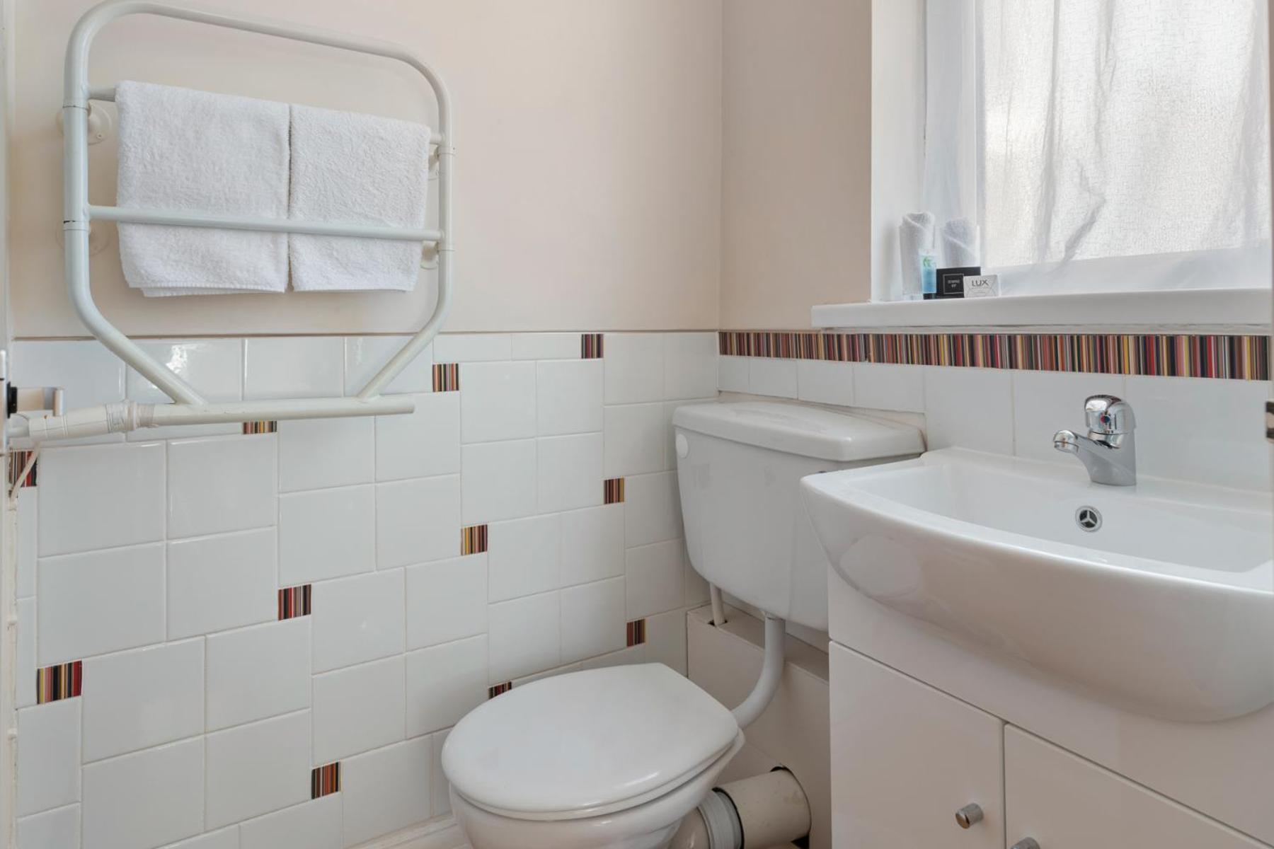 Anchor Guest House Haverfordwest Habitación foto